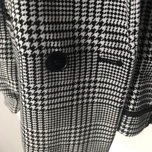 ONE DAY SALE Forever 21 Houndstooth blazer - Picture 8 of 10